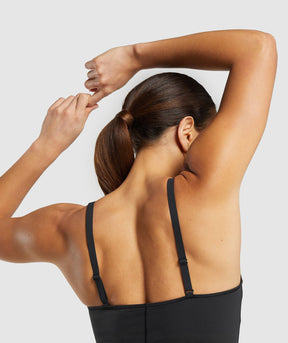 Gymshark Elevate Mesh Tank With Shelf - Black