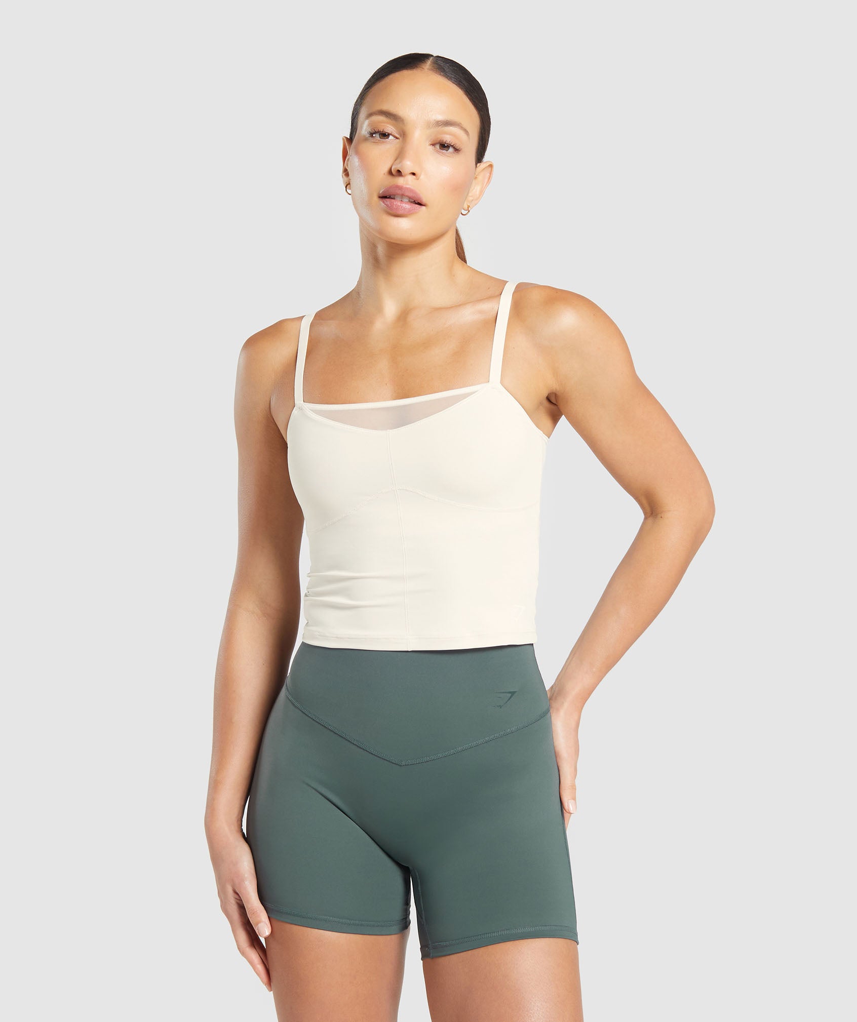 Gymshark Elevate Mesh Tank With Shelf - Oat White