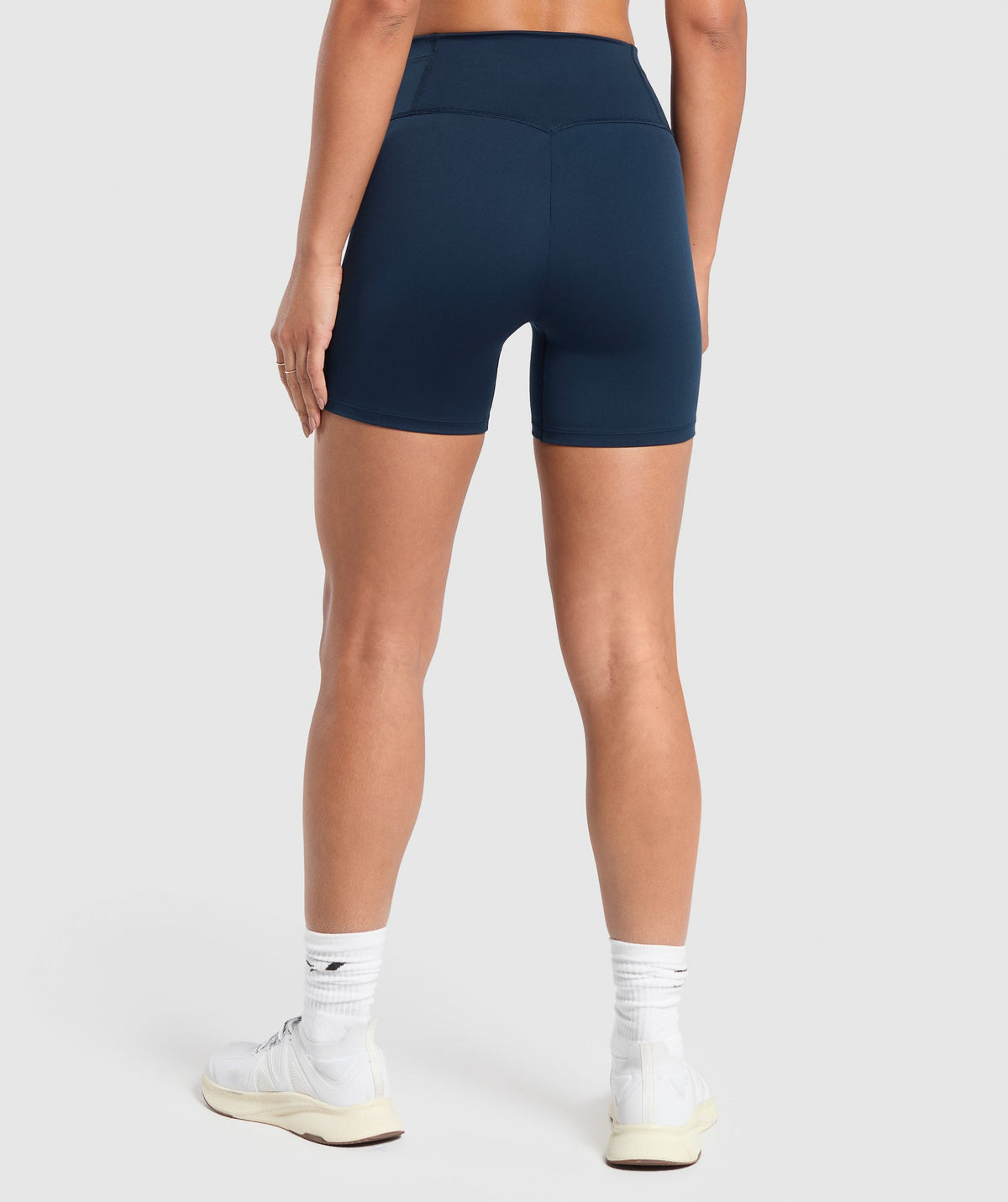 Gymshark Everyday Front V Waistband Shorts - Navy