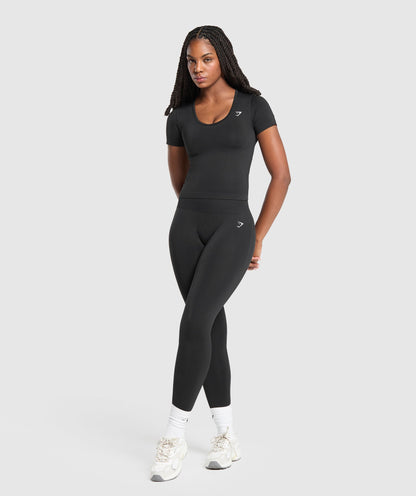 Gymshark Everyday Seamless Tight Fit Crew Neck Tee - Black