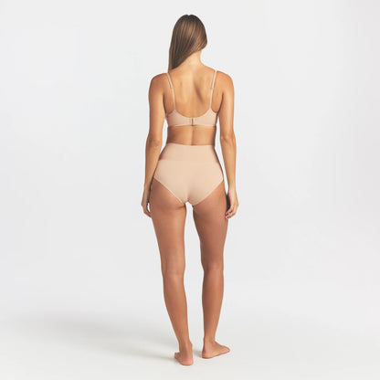 Smoothing Intimates Unlined Minimizer Bra — Part 2