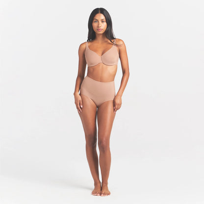 Smoothing Intimates Unlined Minimizer Bra — Part 1