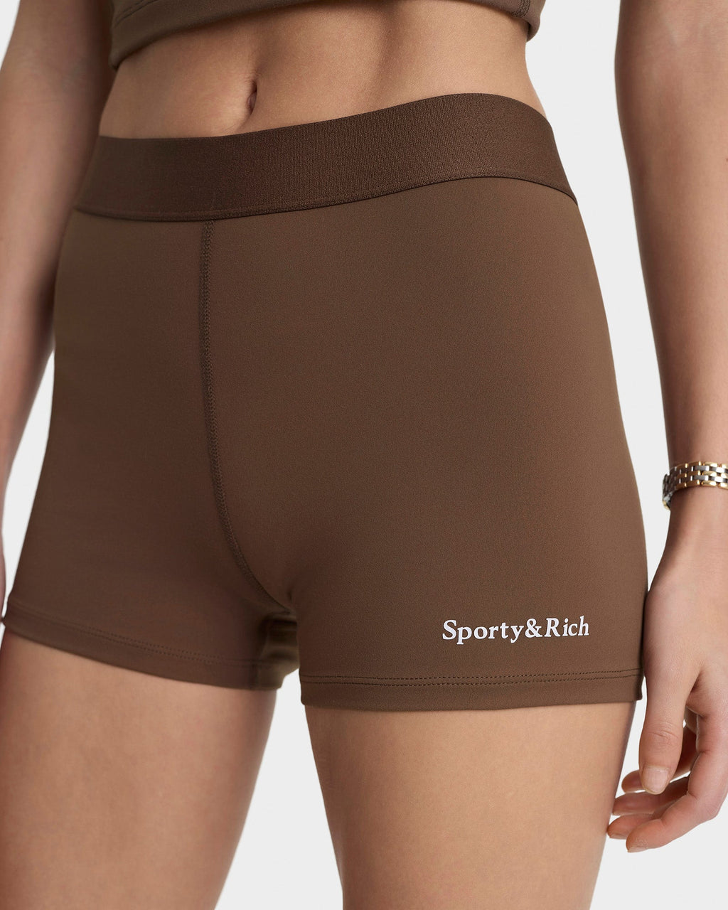 Serif Logo Active Short - Toffee/White