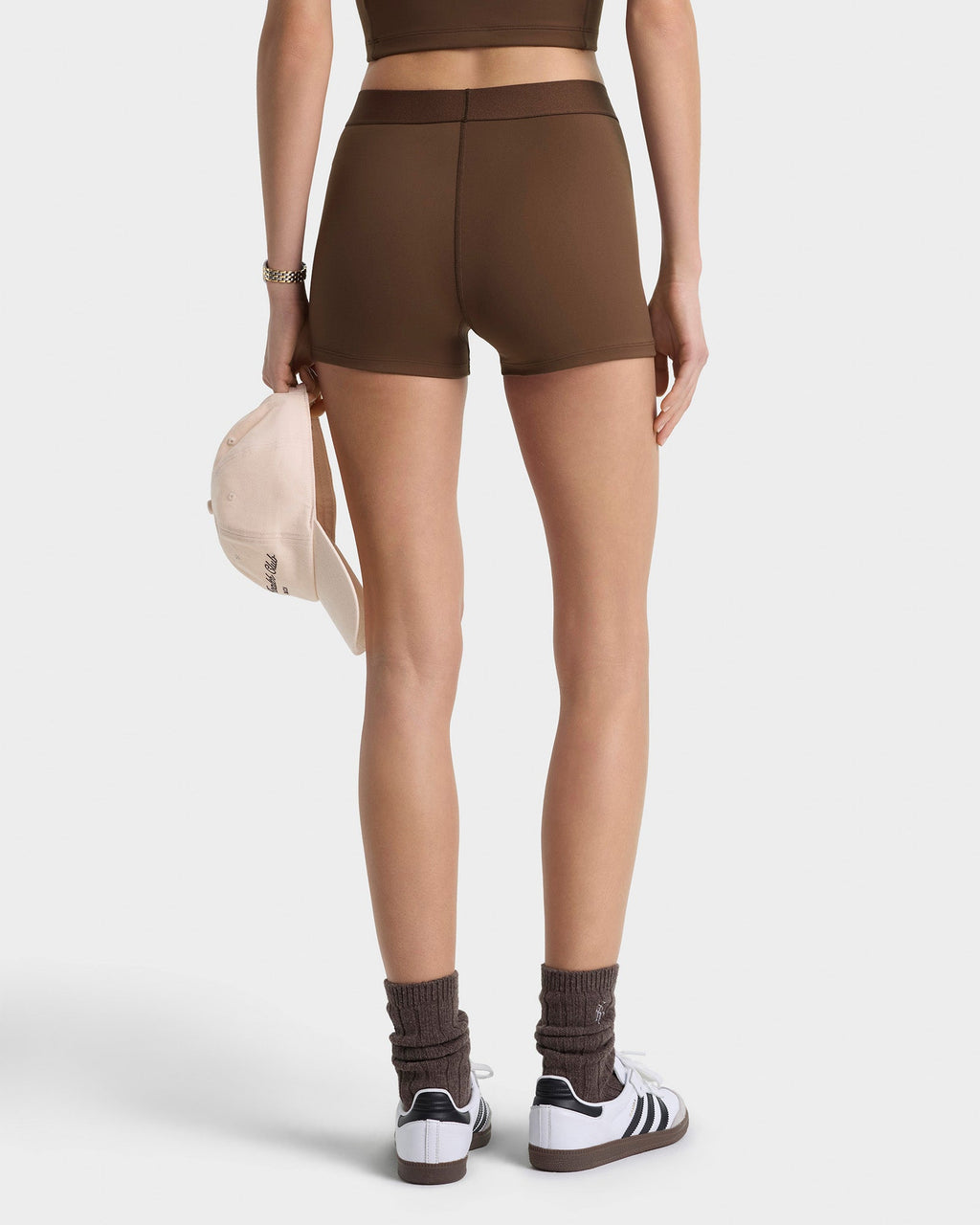 Serif Logo Active Short - Toffee/White