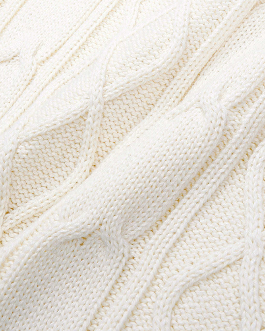 SRC Cableknit V-Neck Sweater - Ecru/Navy/Forest