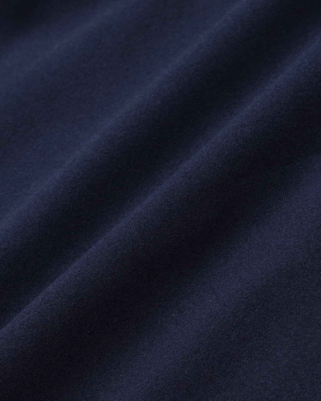 Serif Logo Active Short - Navy/White