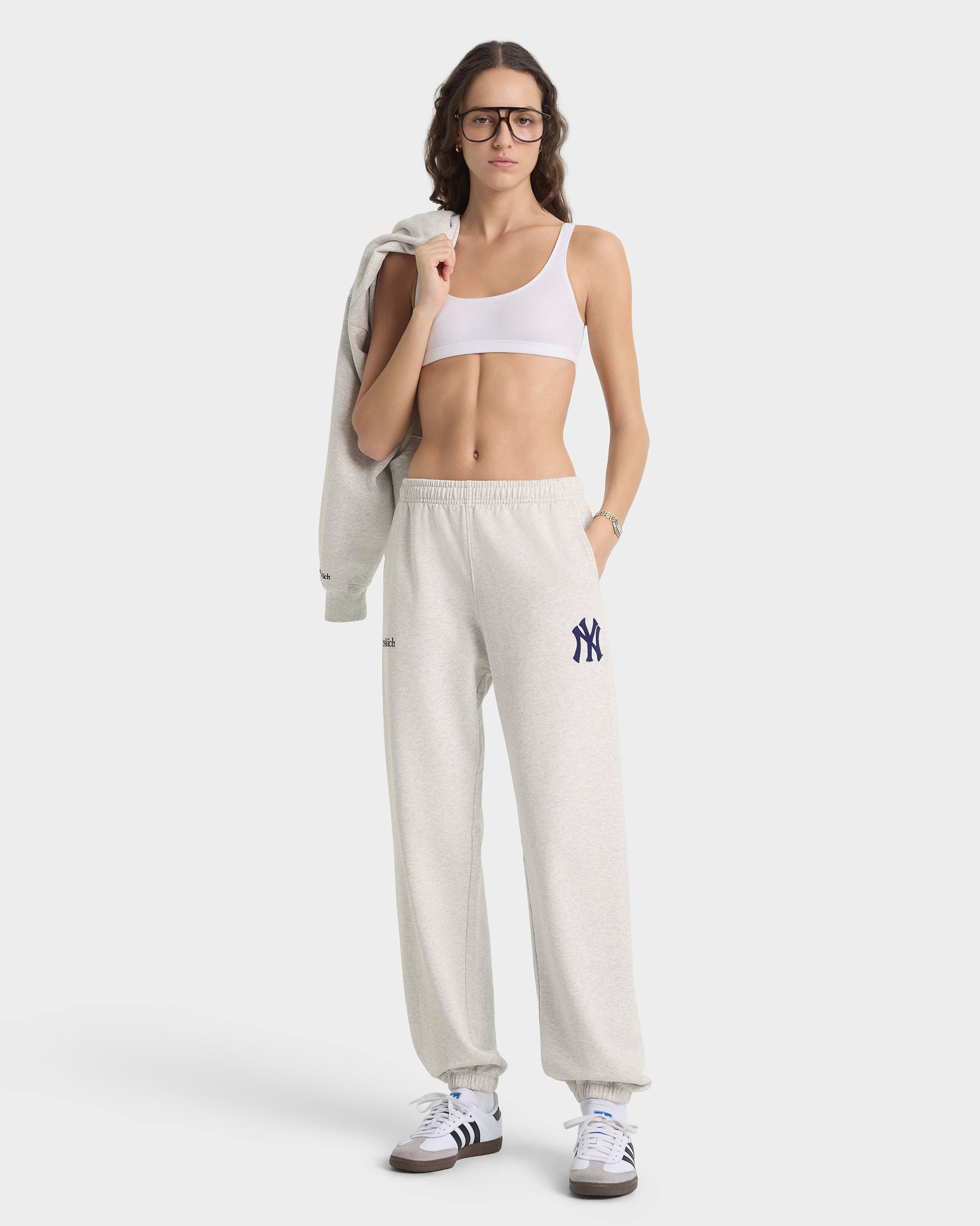 Heritage Yankees Serif Sweatpant - Heather Gray/Navy