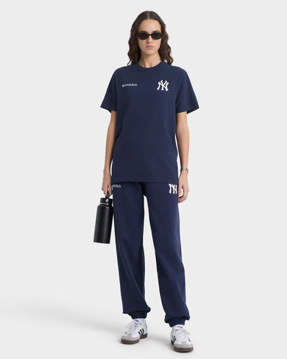 Yankees Curve T-Shirt - Navy/White