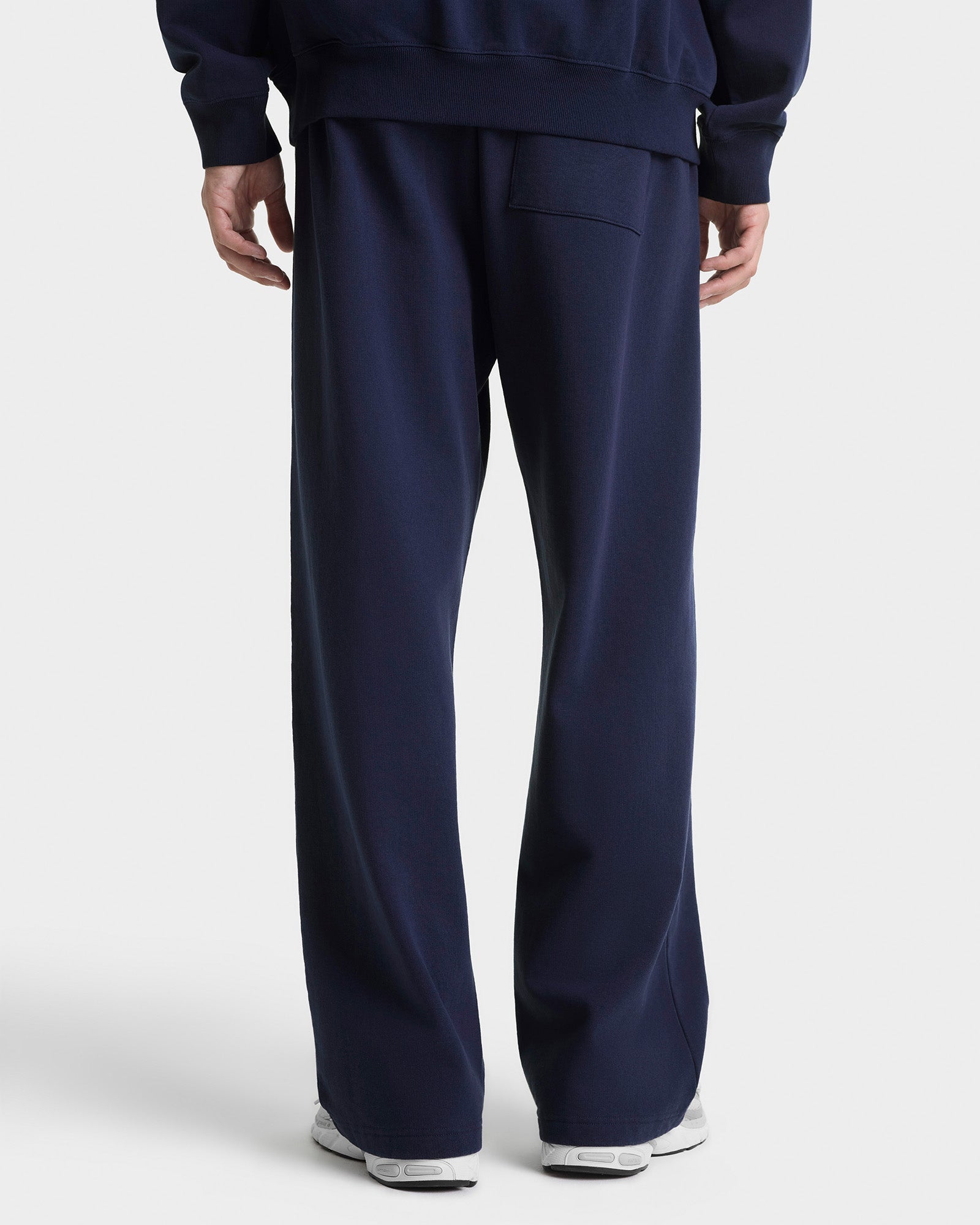 Signature Logo Embroidered Wide Sweatpant - Navy/White