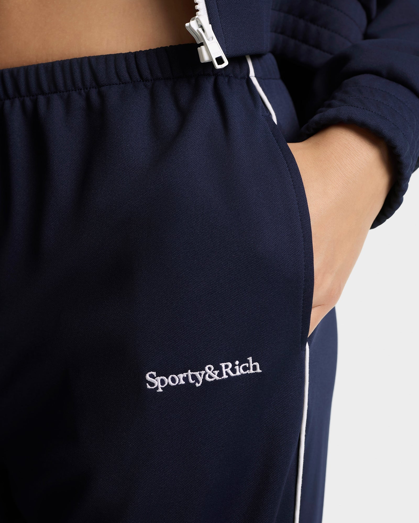 Serif Logo Retro Track Pant - Navy/White