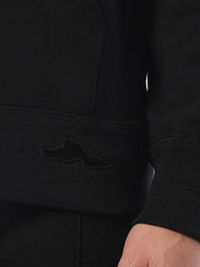 Shredded Hoodie in Black