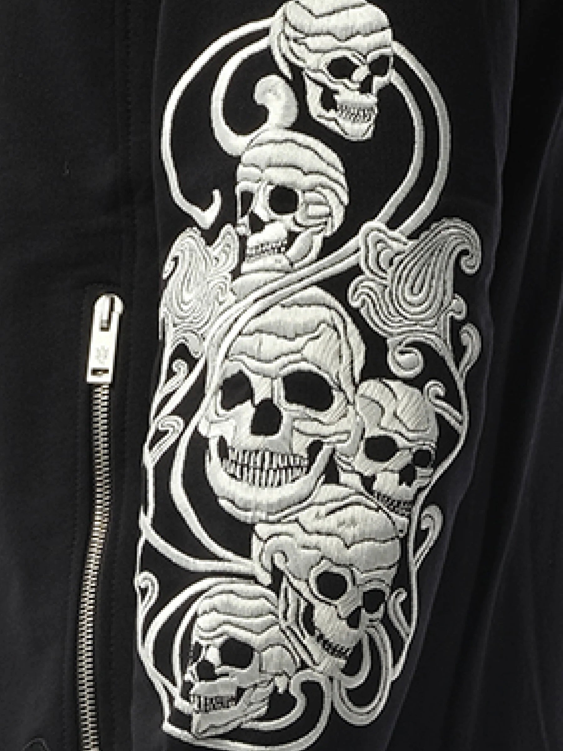 Emb Hoodie in Black