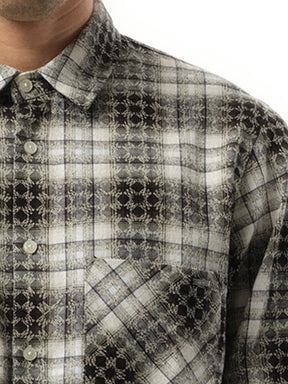 Classic Flannel in Black