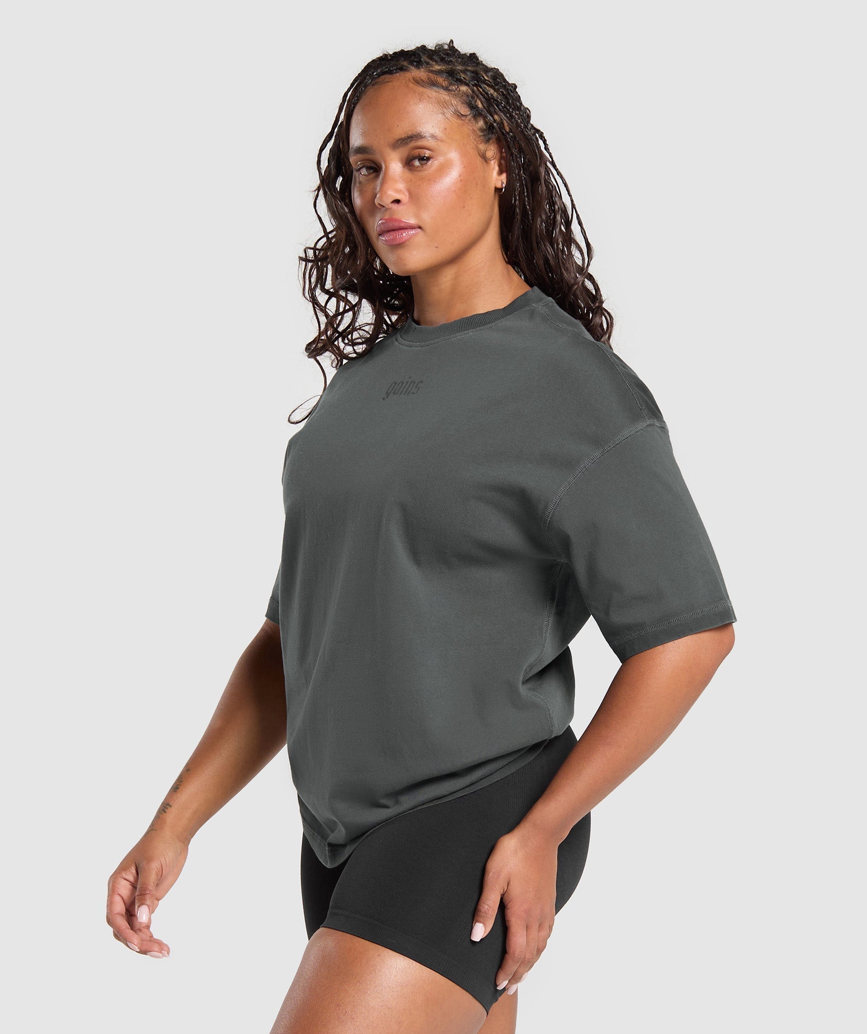 Gymshark Gains Washed Heavyweight Cotton T-Shirt - Asphalt Grey/Black