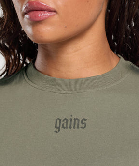 Gymshark Gains Washed Heavyweight Cotton T-Shirt - Base Green/Strength Green