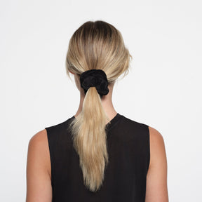 GETTING READY ACCESSORIES MICRO FIBER SCRUNCHIE 2-PACK | ONYX