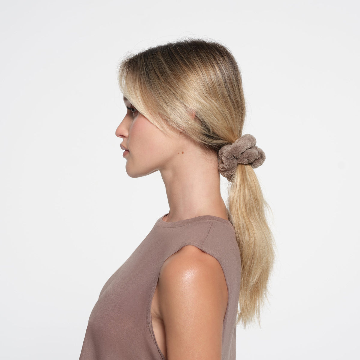 GETTING READY ACCESSORIES MICRO FIBER SCRUNCHIE 2-PACK | TRUFFLE