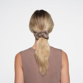 GETTING READY ACCESSORIES MICRO FIBER SCRUNCHIE 2-PACK | TRUFFLE