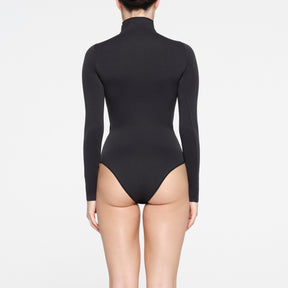 ESSENTIAL MOCK NECK LONG SLEEVE BODYSUIT | ONYX