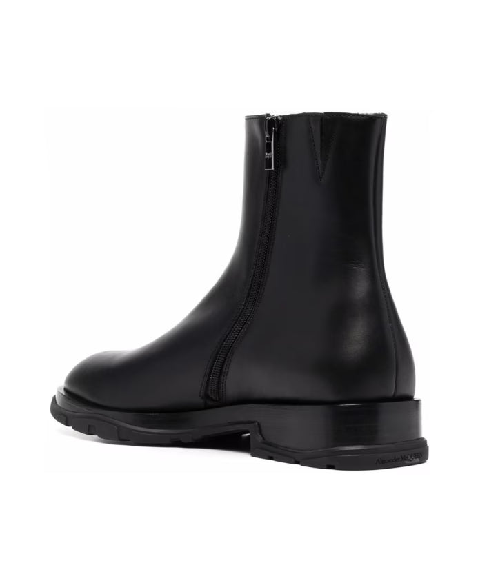 Black Leather Slim Tread Ankle Boots