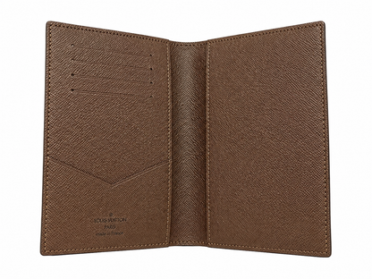 Louis Vuitton Men's Wallet Brown