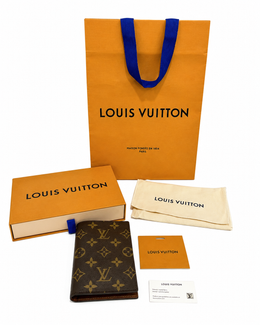Louis Vuitton Men's Wallet Brown