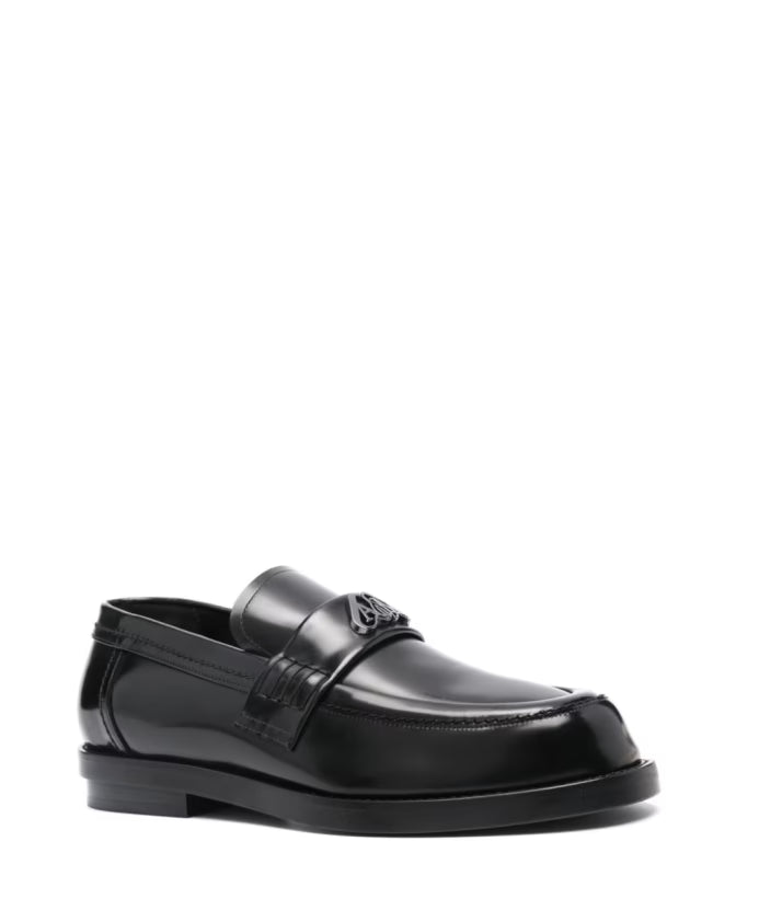 Black Flat Shoes with Polished Finish