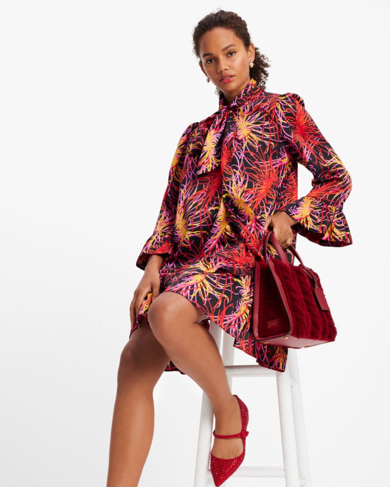 Winter Chrysanthemum Tie-neck Dress