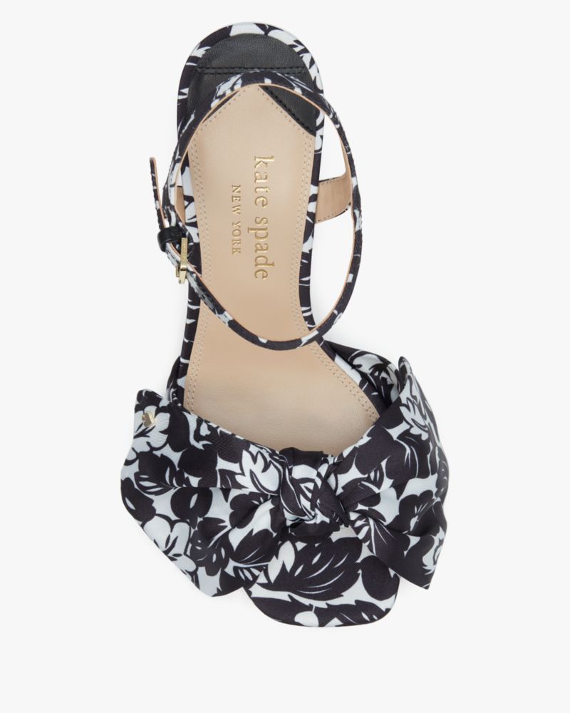 Lucie Tropical Foliage Platforms