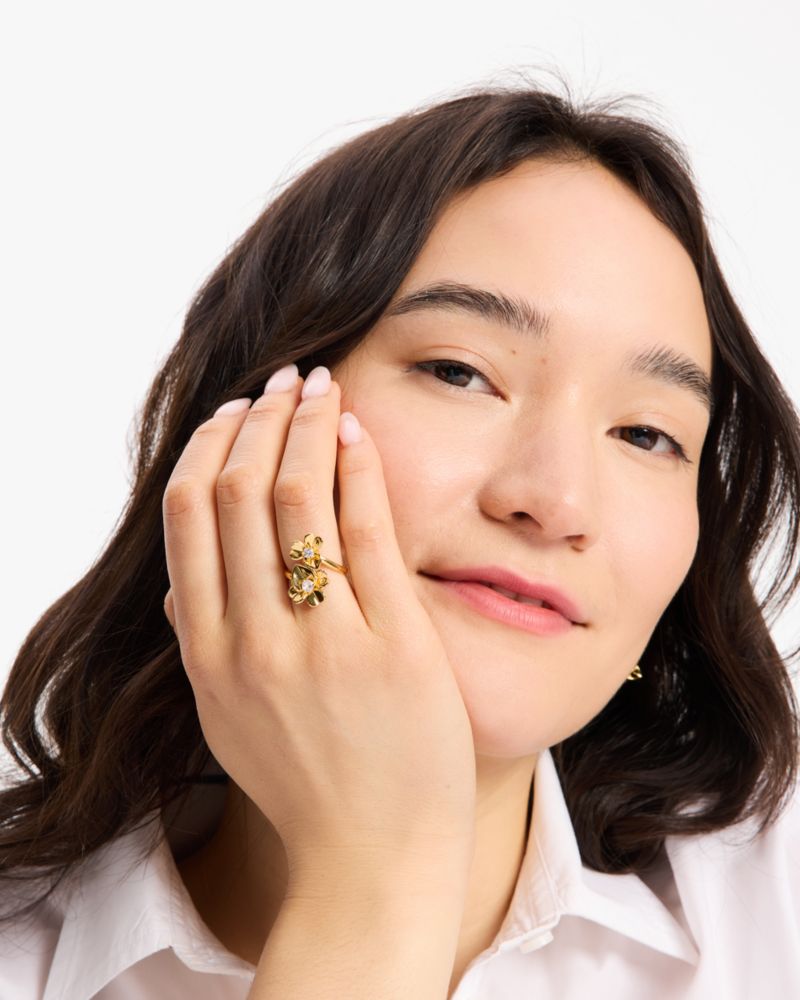 Precious Pansy Wrap Ring