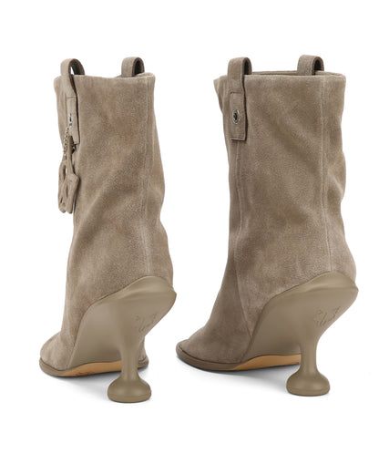 Kindly Stone Suede