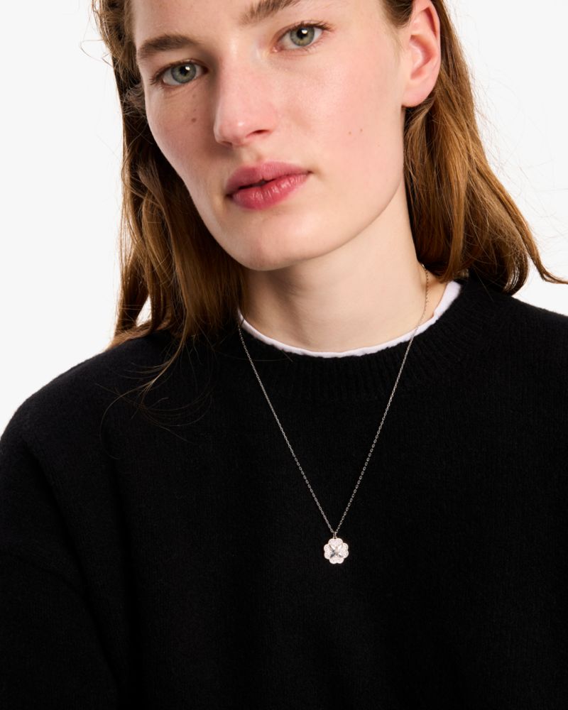 Heritage Bloom Mini Pendant