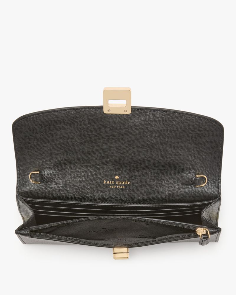 Phoebe Turnlock Wallet-on-chain