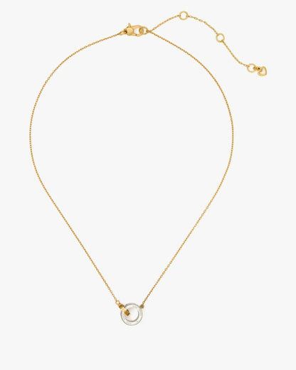 Set In Stone Interlink Pendant