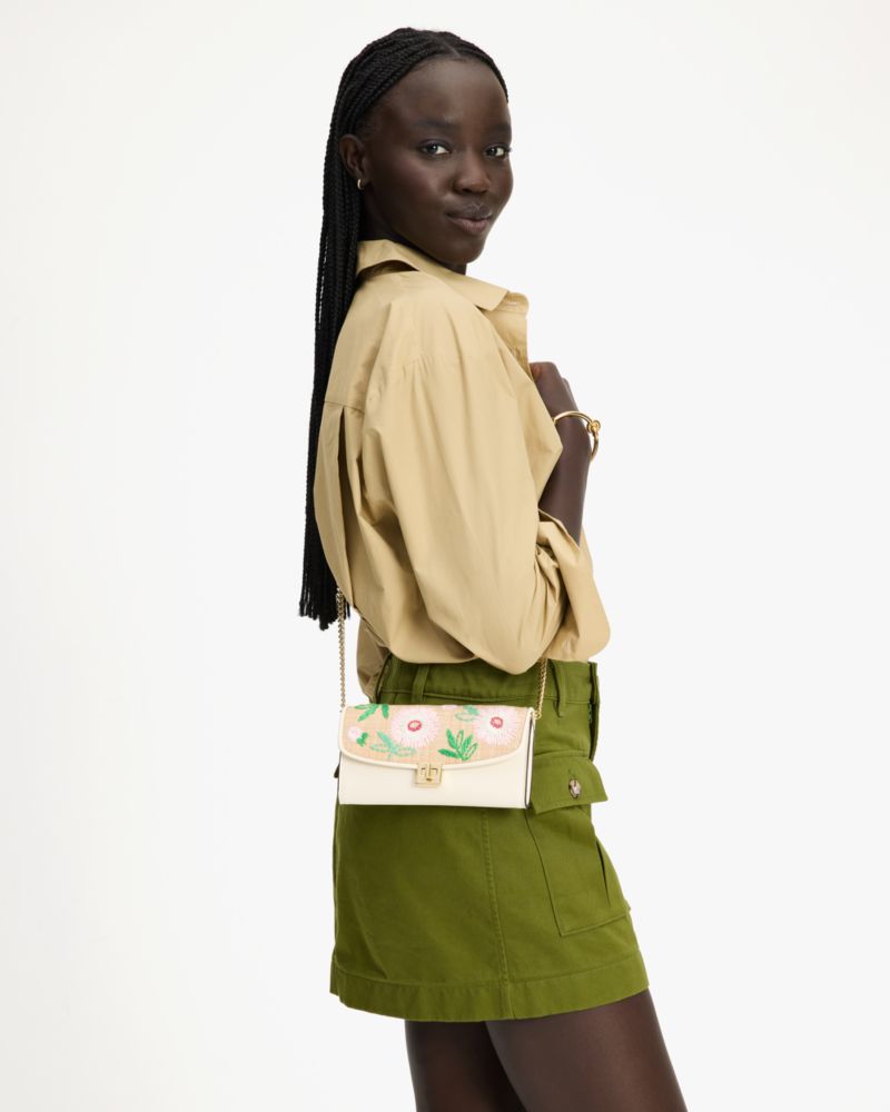 Phoebe Straw Turnlock Wallet-on-chain