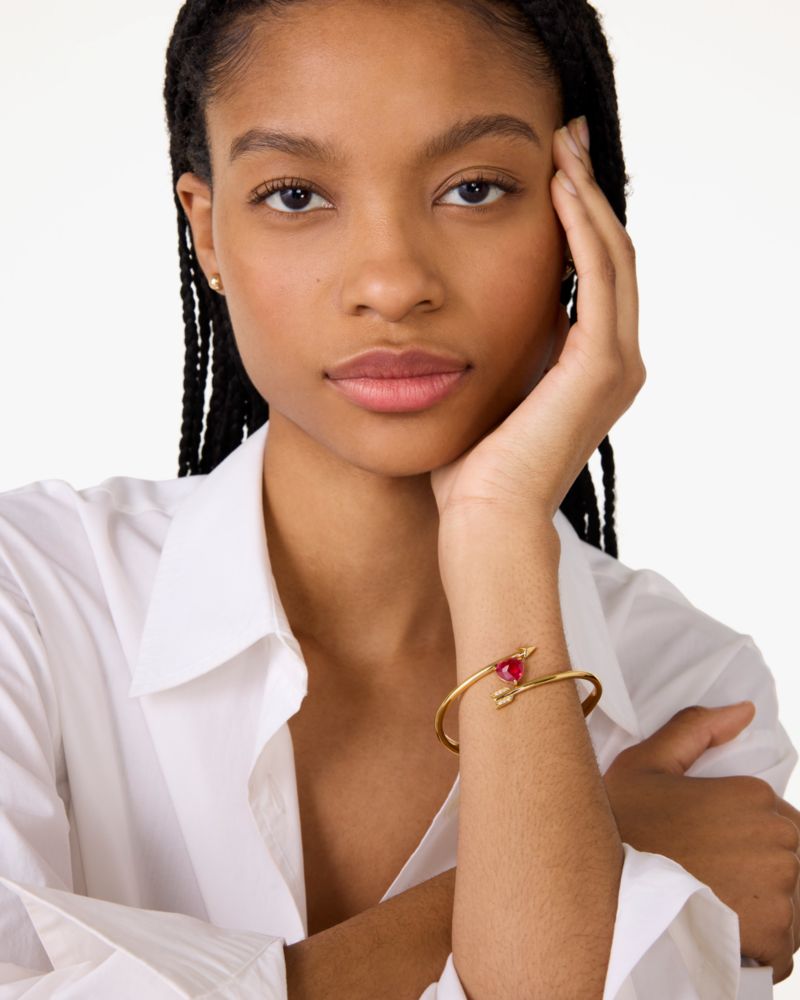 Lovestruck Heart And Arrow Hinged Cuff