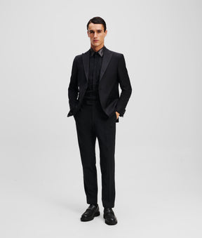 Stand-up collar jacket