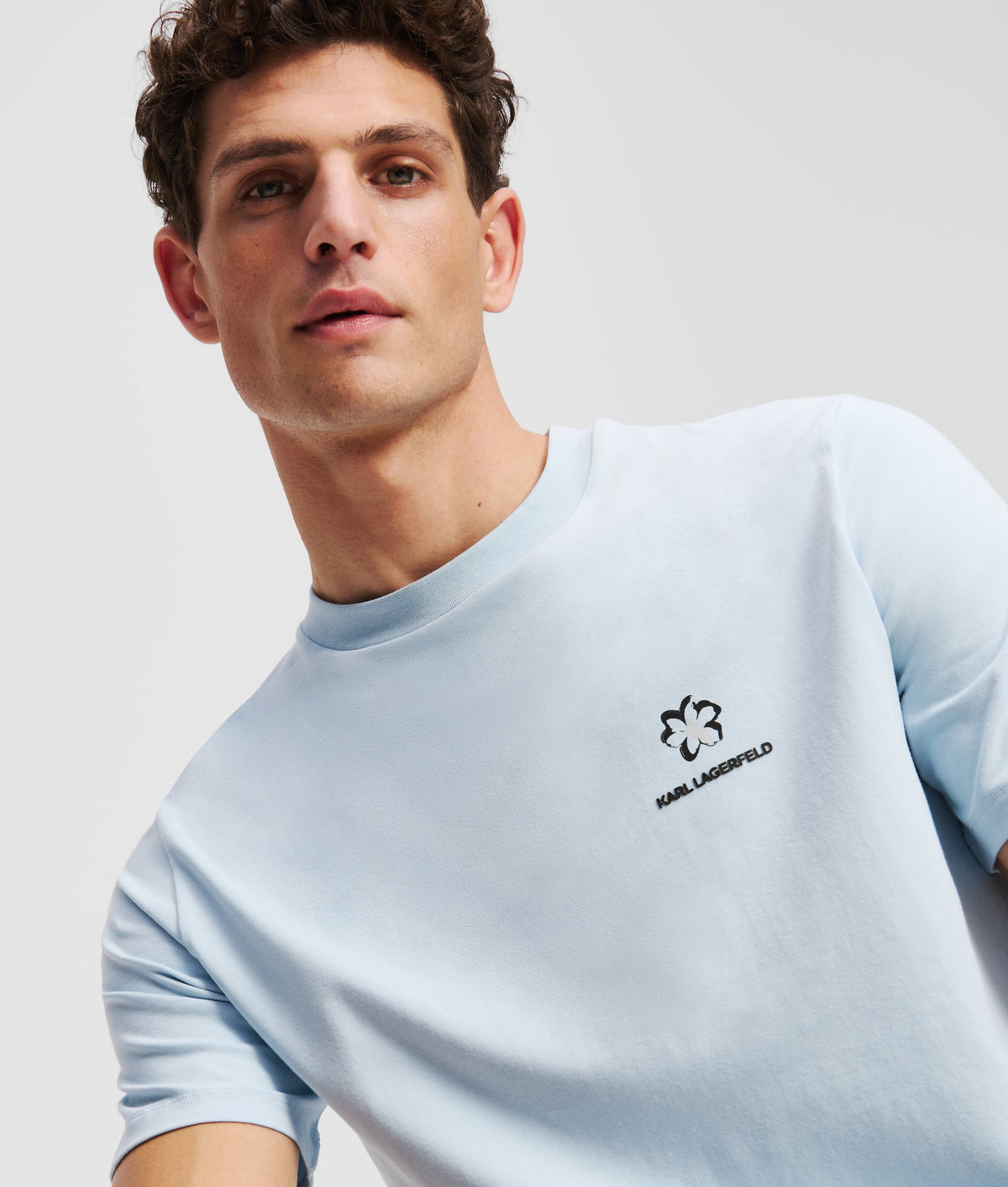 FLOWER PRINT T-SHIRT