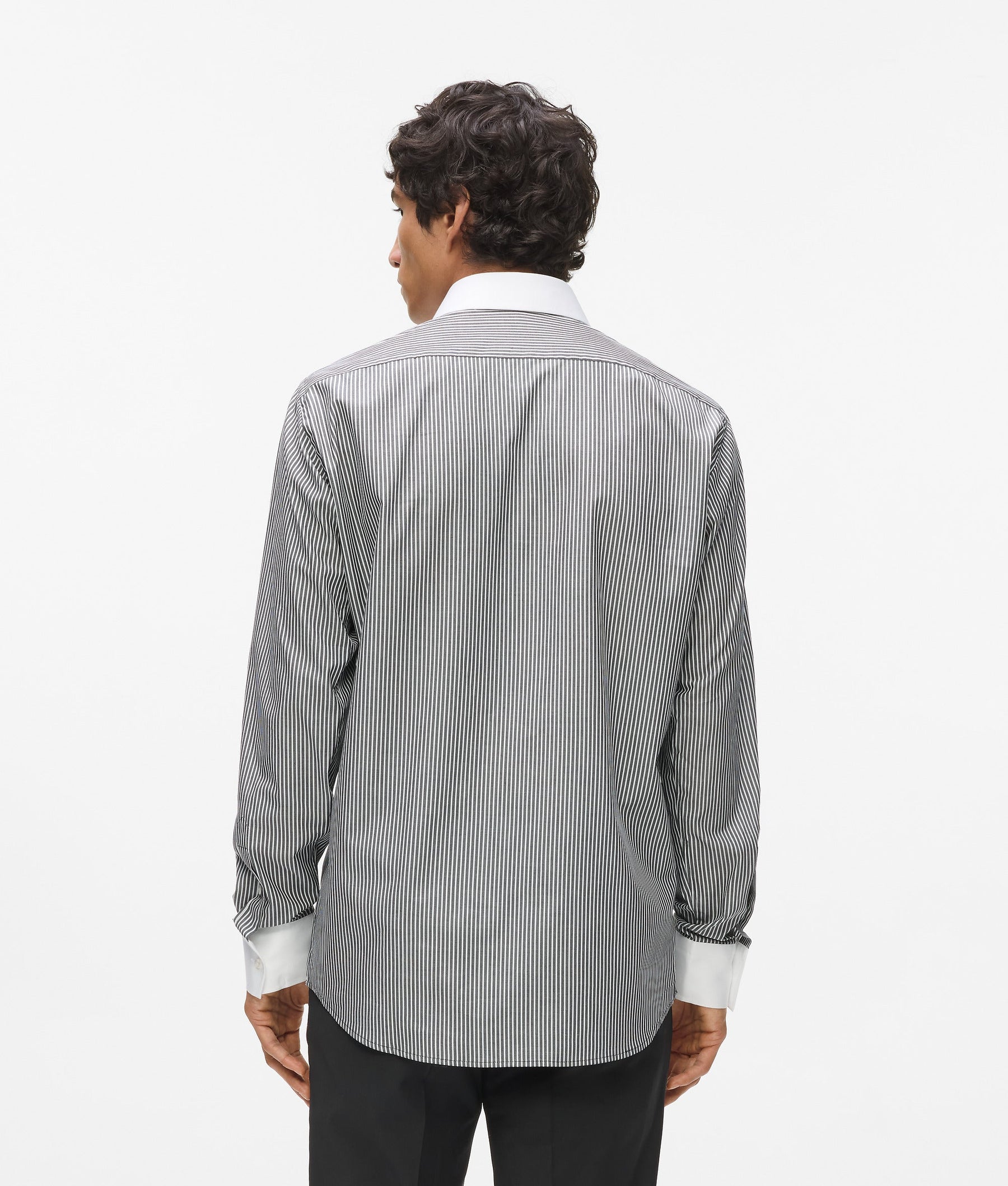 Contrast collar and cuffs shirt