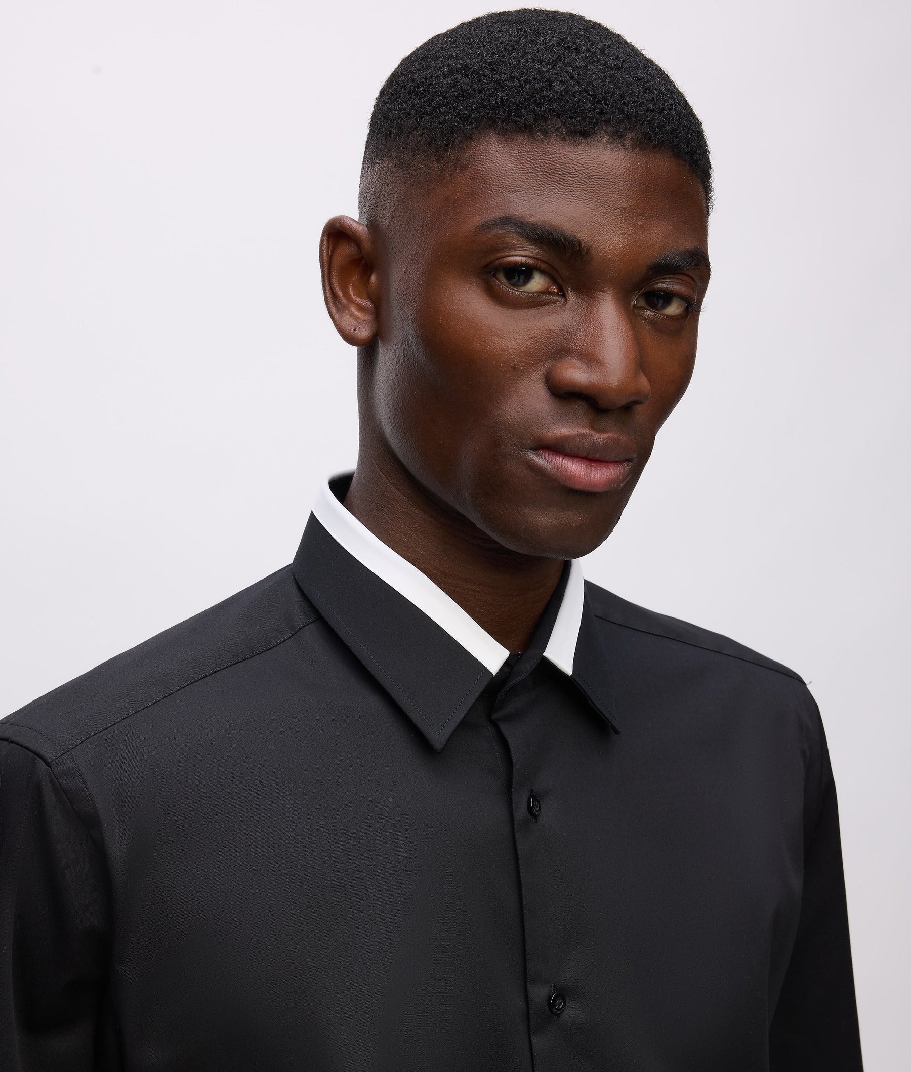 KL Studio contrast piping shirt