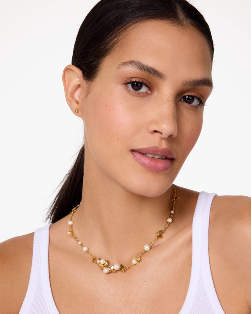 Flutter Statement Necklace