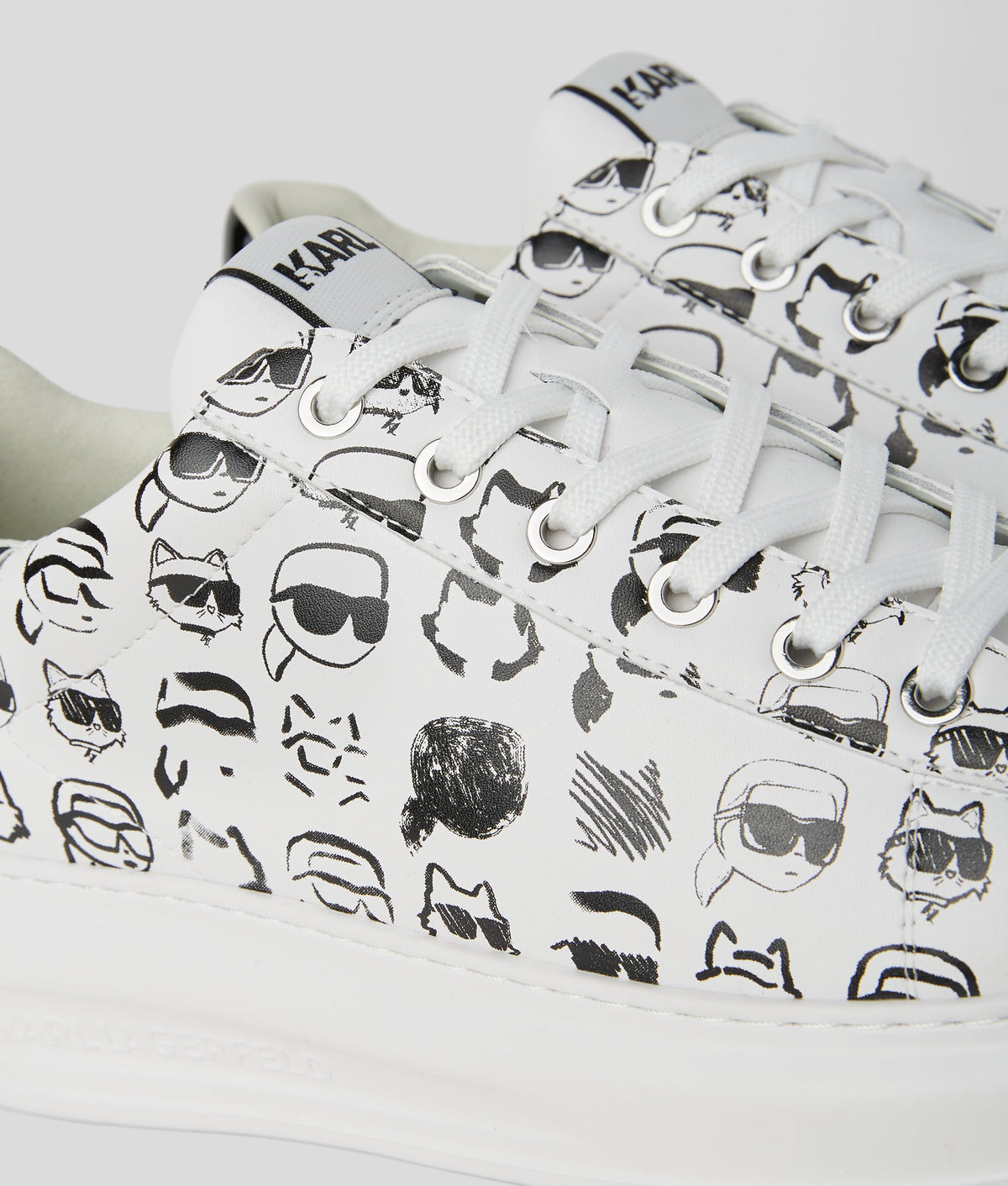 IKON NFT KAPRI GRAFFITI TRAINERS