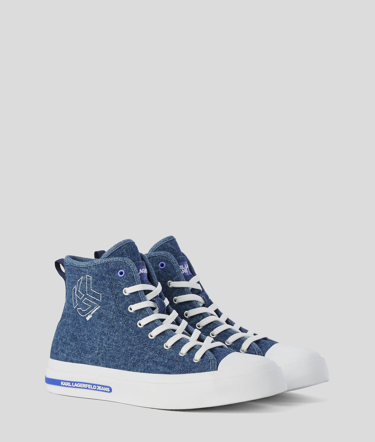 VULC High Top Trainers