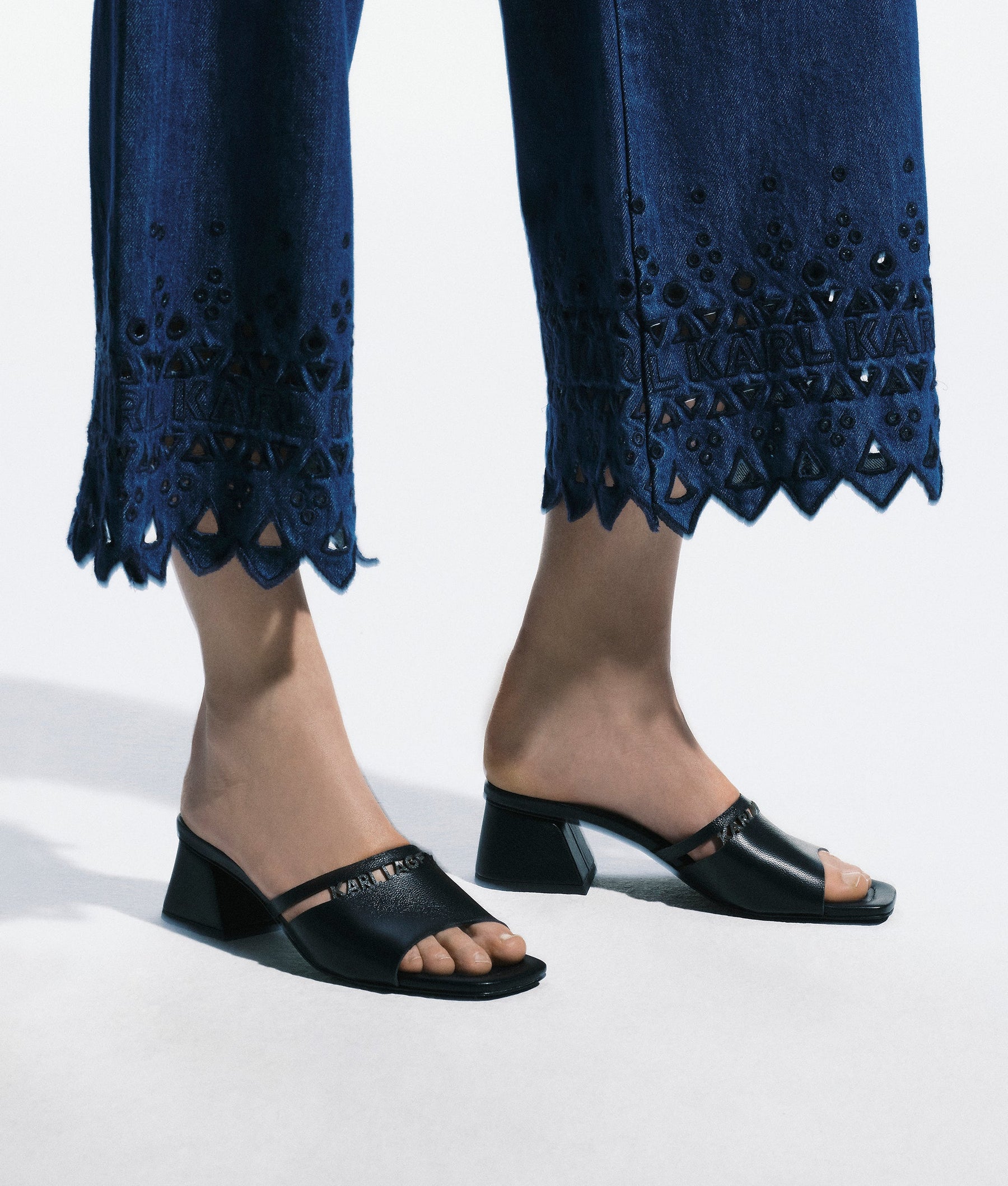 CUT-OUT HEELED SANDALS