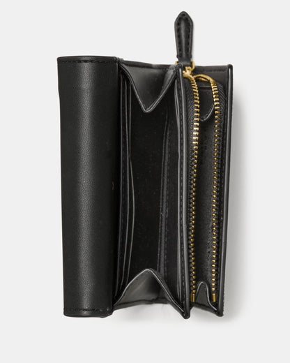 Bridget Crinkle Patent Small L-zip Wallet