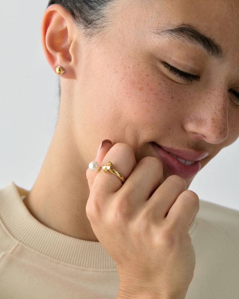 Spade Flower Pearl Ring