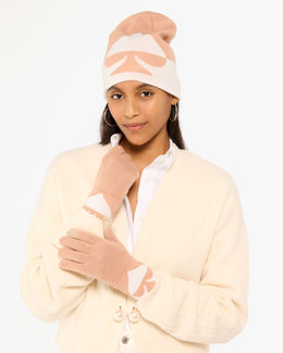 Oversized Spade Beanie And Glove Set