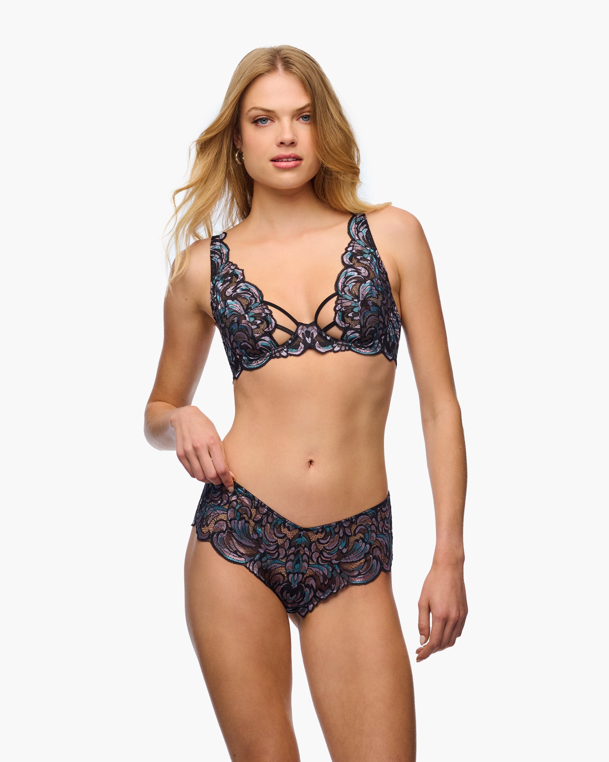 Plunge Bra