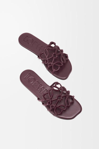 Petal Anagram slide in soft calfskin