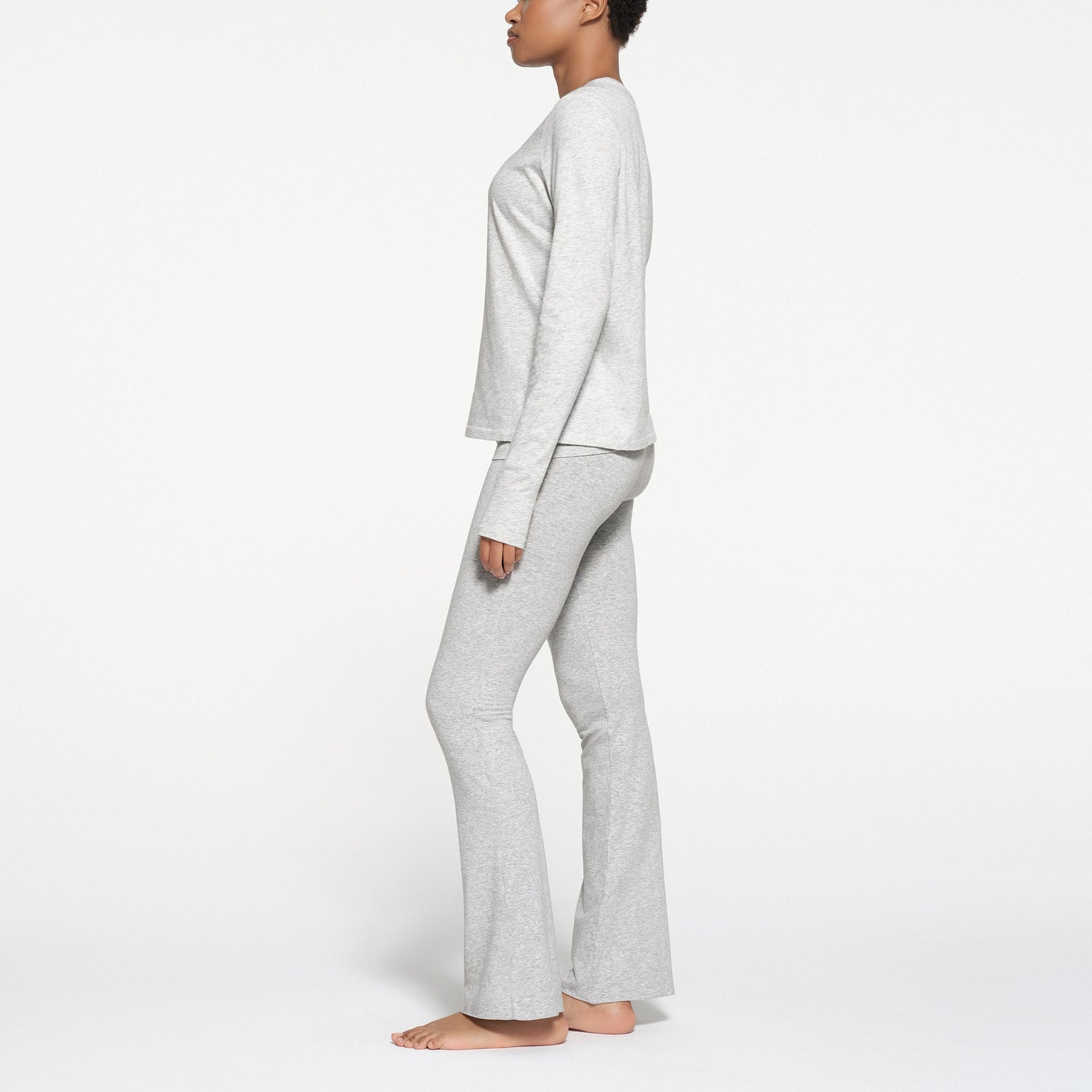 RELAXED TEES LONG SLEEVE T-SHIRT | LIGHT HEATHER GREY
